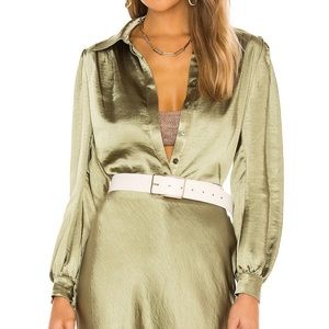 REVOLVE X CAMILA COELHO/ SIZE M/ NEVER WORN/ TAG ATTACHED